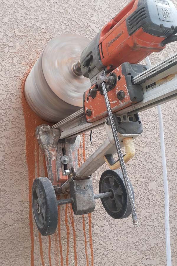 Serra copo diamantada para locação - diversos diâmetros disponíveis